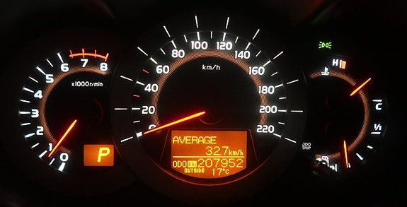Toyota RAV4 10 of 28