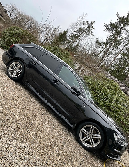 Audi A6 2 of 5
