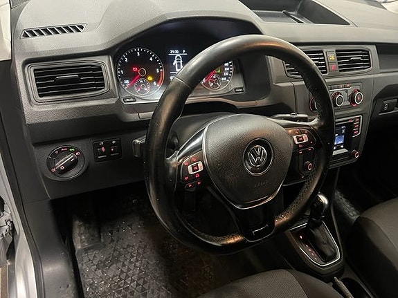 Volkswagen Caddy Maxi 10 of 16