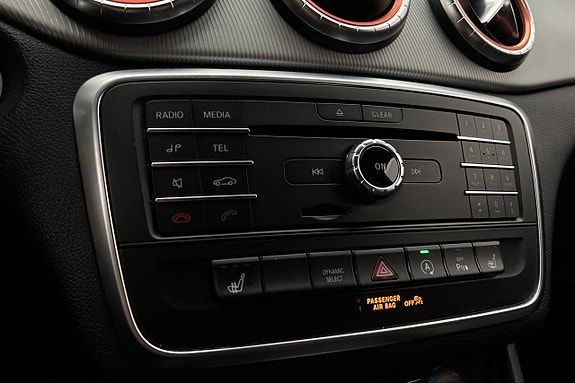Mercedes-Benz CLA200 d 17 of 23