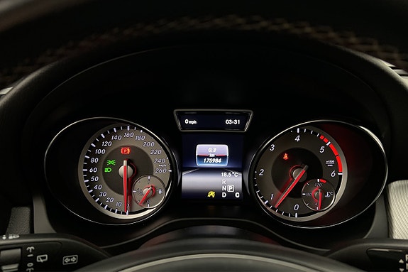 Mercedes-Benz CLA200 d 13 of 23