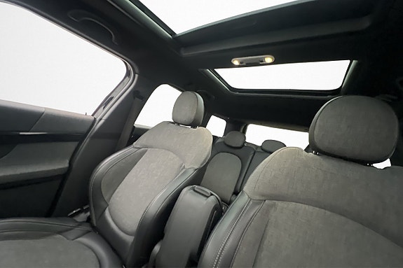 MINI Countryman SE 9 of 30