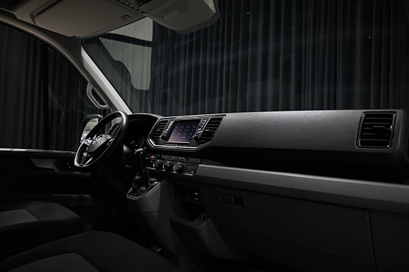 Volkswagen Crafter 27 of 30