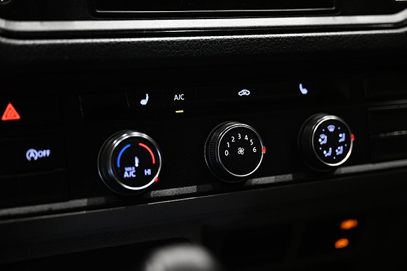 Volkswagen Crafter 12 of 30
