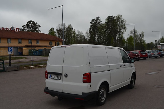 Volkswagen Transporter 6 of 16