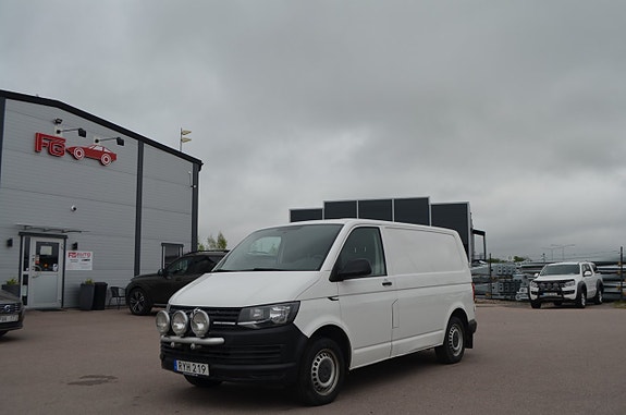 Volkswagen Transporter 3 of 5
