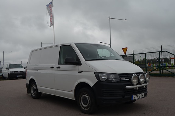 Volkswagen Transporter 11 of 16