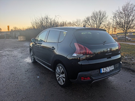 Peugeot 3008 3 of 5