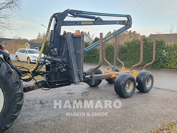 Mowi Griplastarkärra WO 10 med Mowi 300 kran