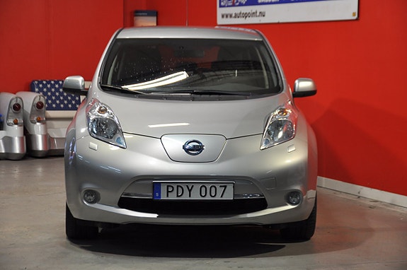 Nissan Leaf 5 of 5