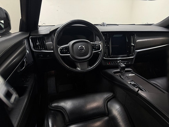 Volvo V90 Cross Country - 9