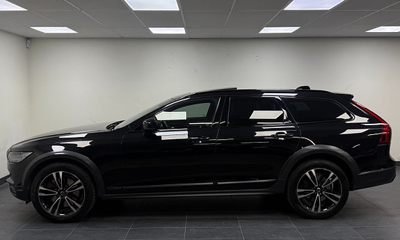 Volvo V90 Cross Country - 7