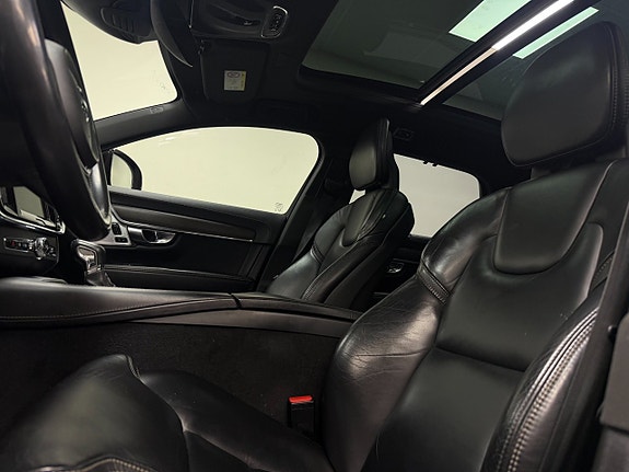 Volvo V90 Cross Country - 14
