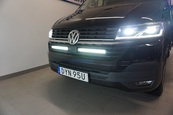 Volkswagen Transporter 3 of 5