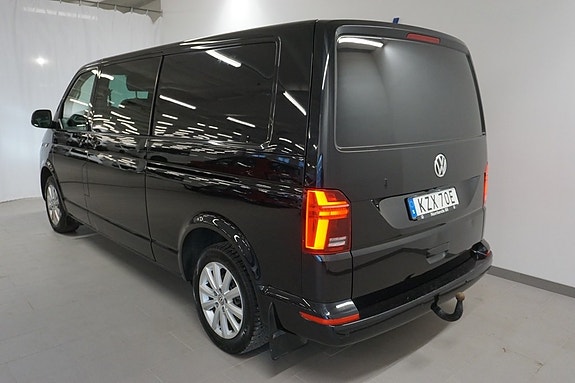 Volkswagen Transporter 19 of 19