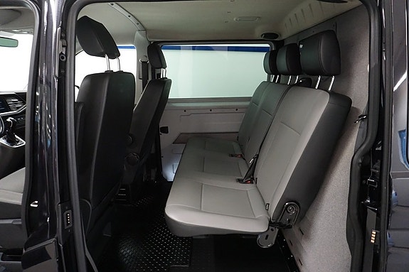 Volkswagen Transporter 15 of 19