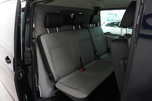 Volkswagen Transporter 16 of 19