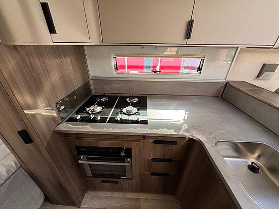 Kabe Royal 600 CXL KS * Stor sittgrupp * 3197 kr/mån * 7 of 20