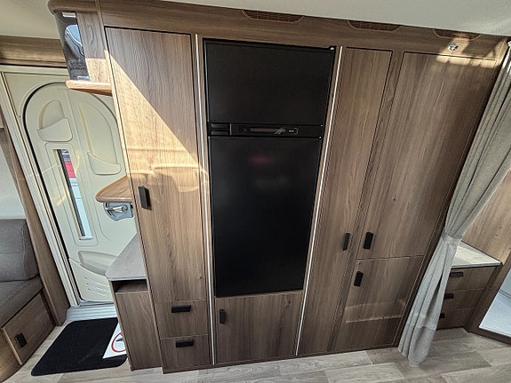 Kabe Royal 600 CXL KS * Stor sittgrupp * 3197 kr/mån * 11 of 20