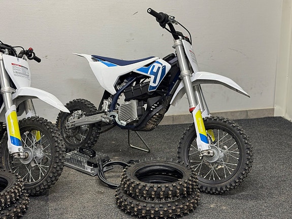 Husqvarna EE5 - El Cross -