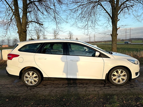 Ford Focus 8 of 16
