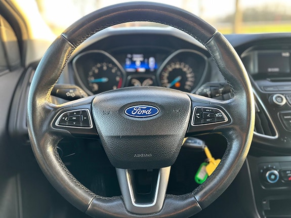 Ford Focus 15 of 16