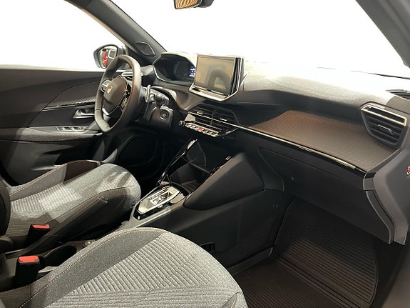 Peugeot 2008 4 of 5