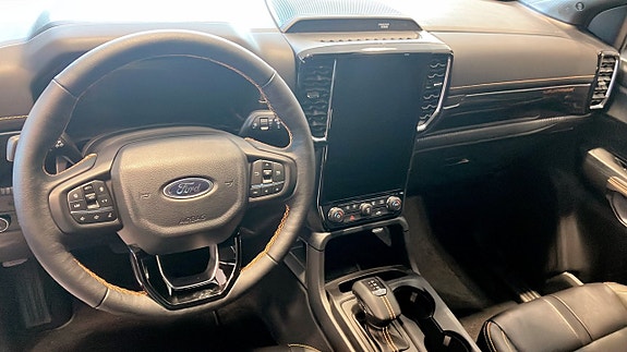Ford Ranger 4 of 12