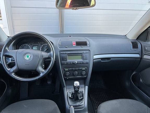 Skoda Octavia 12 of 13