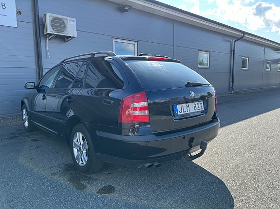 Skoda Octavia 5 of 5