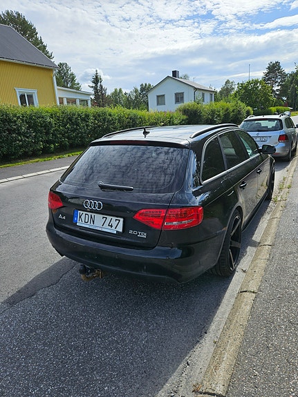 Audi A4 4 of 5