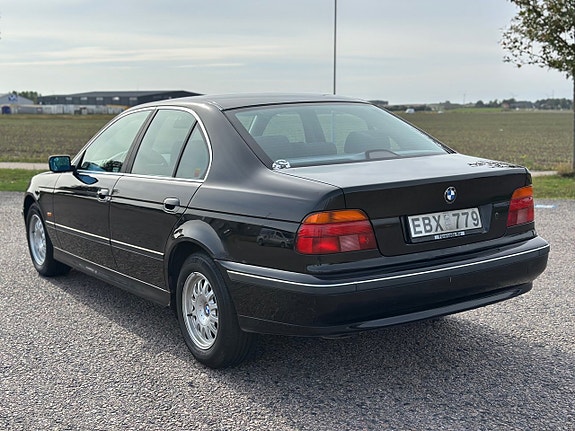 BMW 520 6 of 18