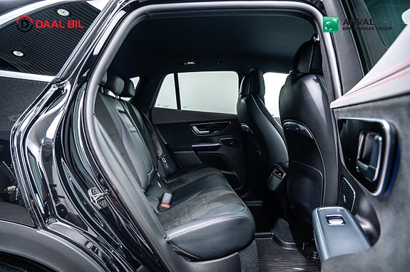 Mercedes-Benz EQE SUV 22 of 25
