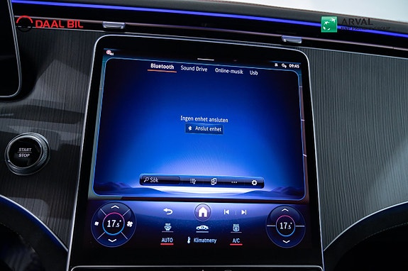 Mercedes-Benz EQE SUV 20 of 25