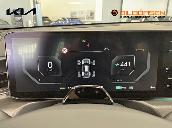 Kia EV9 10 of 15