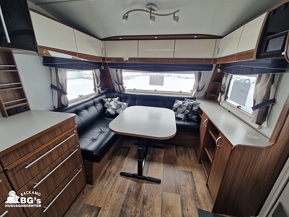 Polar 560 CTH VK Customized / Livingroom 2 of 8