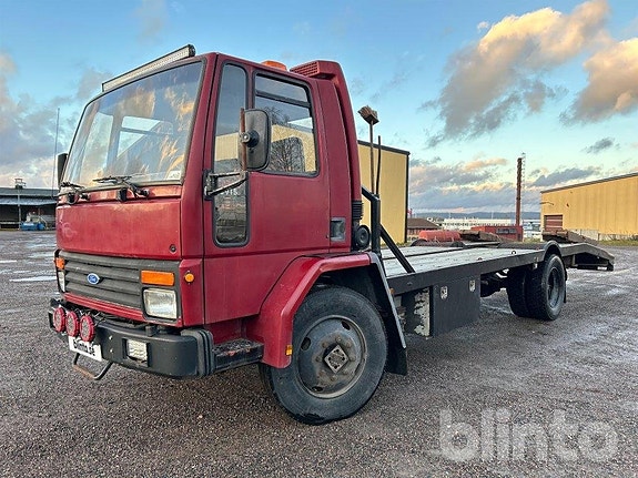 Lastbil FORD CARGO 0915