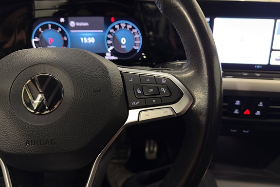 Volkswagen Golf Alltrack 12 of 25
