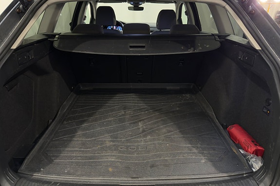 Volkswagen Golf Alltrack 24 of 25