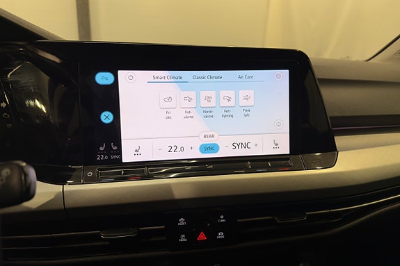 Volkswagen Golf Alltrack 20 of 25
