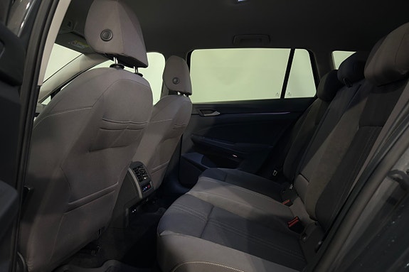Volkswagen Golf Alltrack 23 of 25