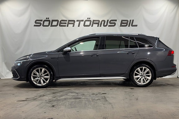 Volkswagen Golf Alltrack 3 of 25