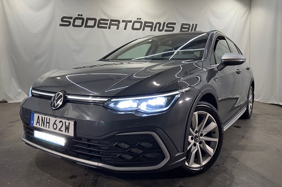 Volkswagen Golf Alltrack 2 of 25