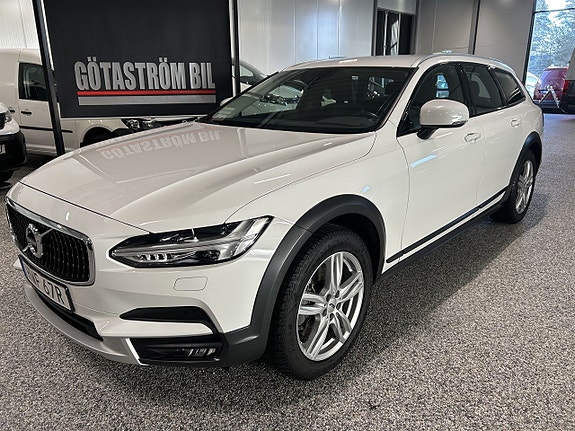 Volvo V90 Cross Country