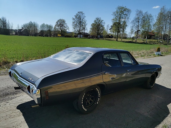 Chevrolet Chevelle 3 of 5