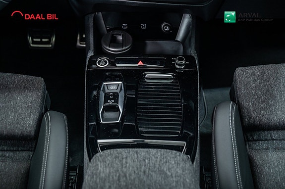 Audi Q6 e-tron 11 of 25