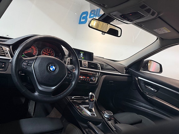 BMW 330e 9 of 17