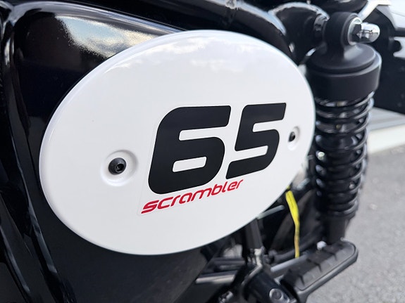 BSA Scrambler 650 Victor Yellow 9 of 12