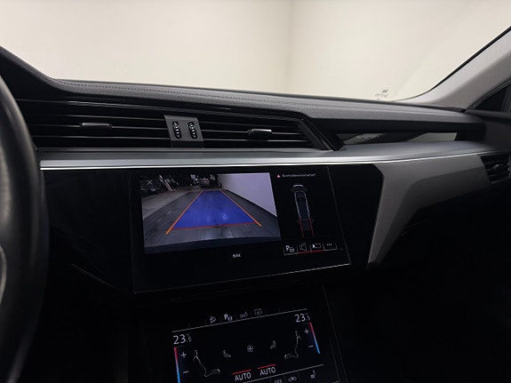 Audi E-Tron - 20