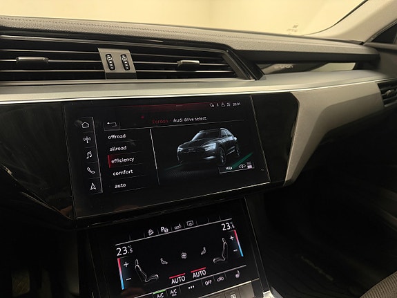 Audi E-Tron - 18